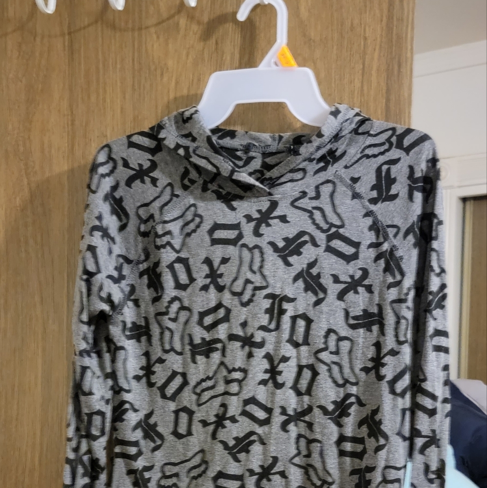 Fox long sleeve hooded shirt